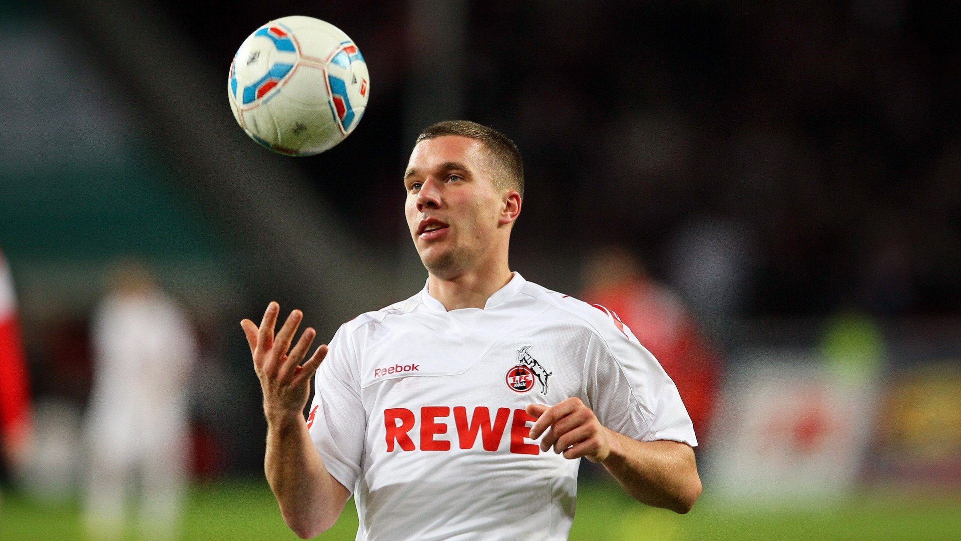 开云体育在线-戈麦斯对手完全无解，厄瓜多尔粉碎利物浦，足球如何成为第三世界的复仇之矛